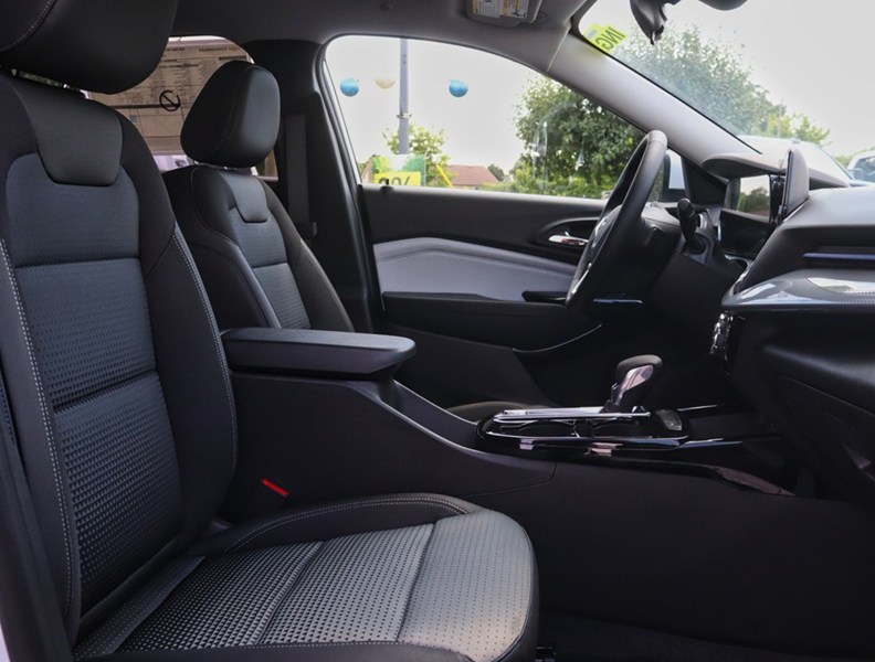2026 Chevrolet Trax FWD 4Dr LT