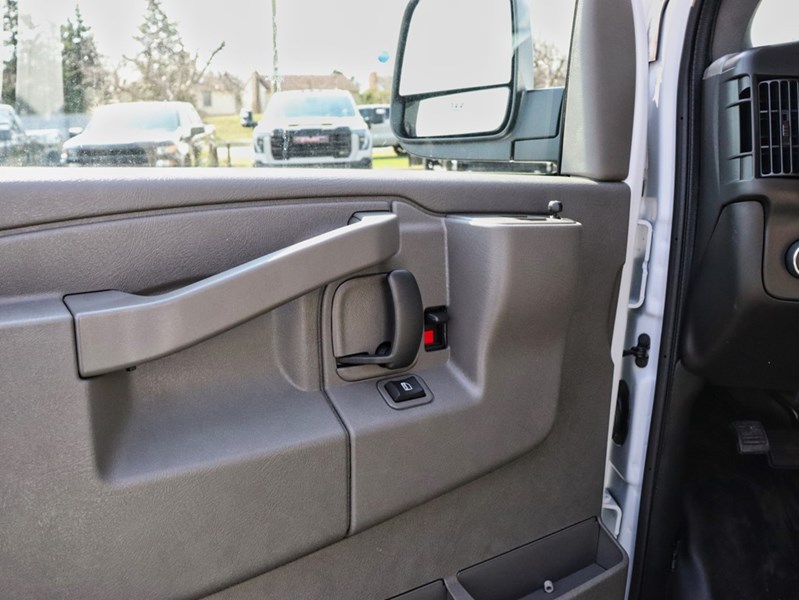 2026 Gmc Savana 2500 RWD 2500 135