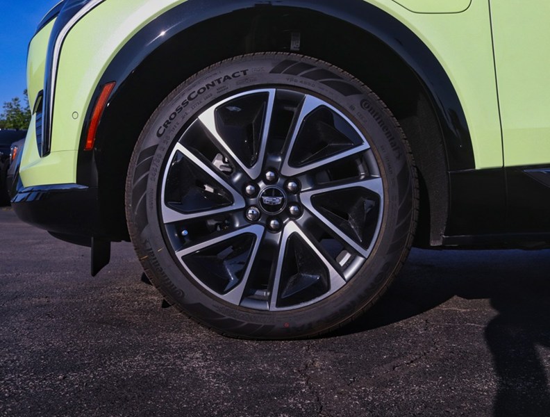 2027 Cadillac Optiq 4Dr Sport