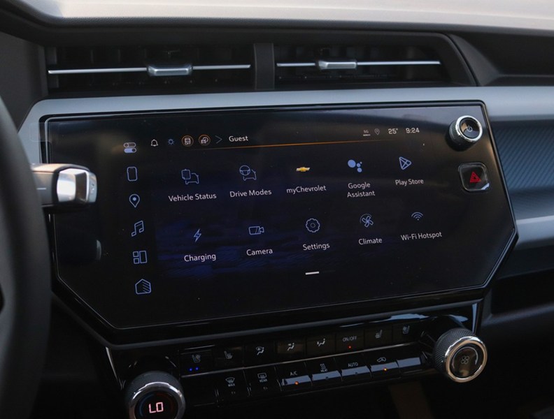 2027 Chevrolet Bolt FWD 4Dr LT
