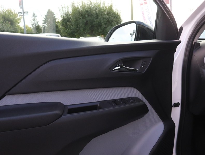 2027 Chevrolet Bolt FWD 4Dr LT