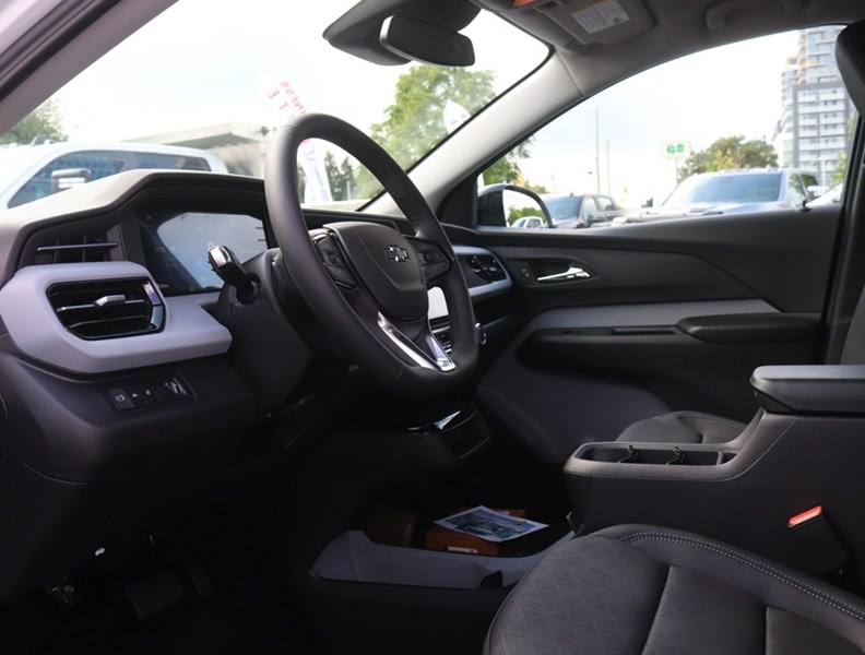 2027 Chevrolet Bolt FWD 4Dr LT