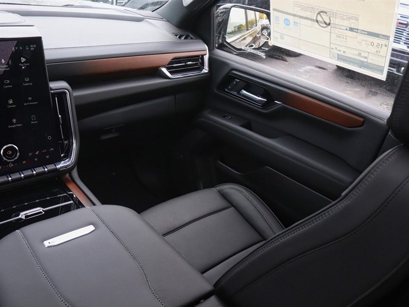 2027 Gmc Yukon Xl 4WD 4Dr Denali