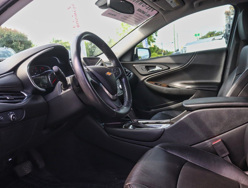 2018 Chevrolet Malibu 4Dr Sdn Premier W/2Lz