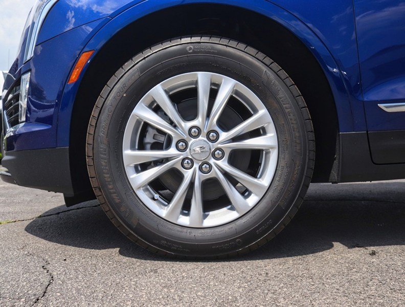 2026 Cadillac Xt5 AWD 4Dr Luxury