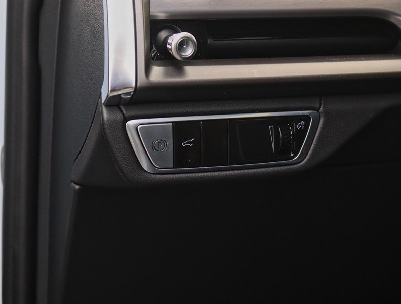 2027 Cadillac Vistiq AWD 4Dr Sport