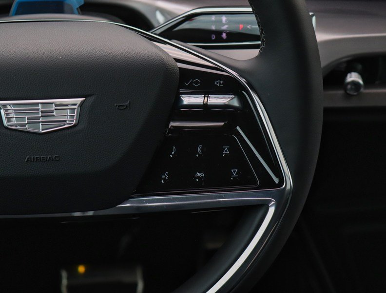 2027 Cadillac Vistiq AWD 4Dr Sport