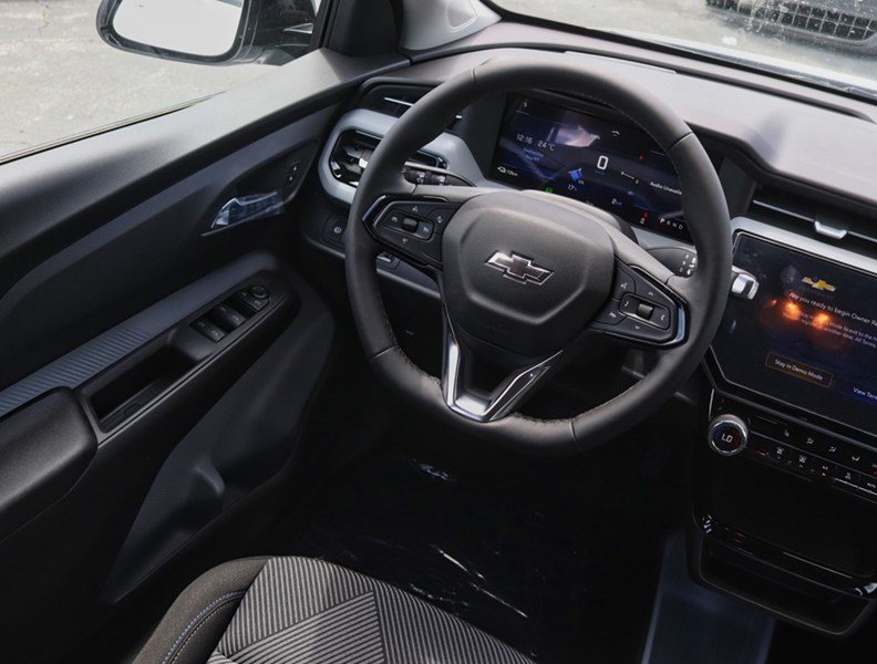 2027 Chevrolet Bolt FWD 4Dr LT