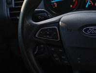 2019 Ford Escape SE | 1.5L | Htd Seats | Alloys | Rear Cam