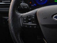 2020 Ford Escape Titanium Hybrid | AWD | Roof | Nav | Leather