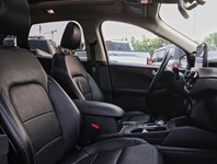 2020 Ford Escape Titanium Hybrid | AWD | Roof | Nav | Leather