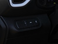 2022 Hyundai Venue Ultimate | Alloys | Htd Seats | Roof | Nav