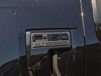2026 Ford F-150 XLT | 4X4 | 2.7L | 302A | Blk Pk Pls | Skid Plates