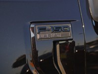 2026 Ford F-150 Lariat | 4X4 | 3.5L | 501A | Blk Pk | Roof | Spray