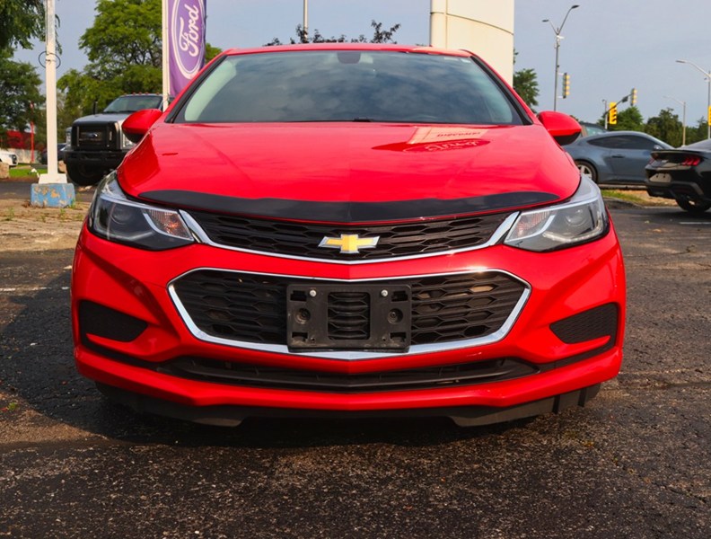 2018 Chevrolet Cruze LT | 1.4L | Roof | Tech Pkg | Conv Pkg