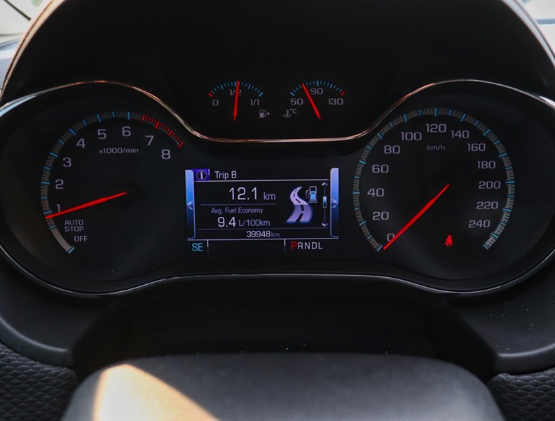 2018 Chevrolet Cruze LT | 1.4L | Roof | Tech Pkg | Conv Pkg