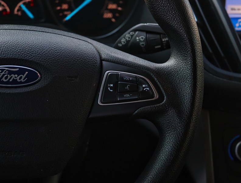 2019 Ford Escape SE | 1.5L | Htd Seats | Alloys | Rear Cam