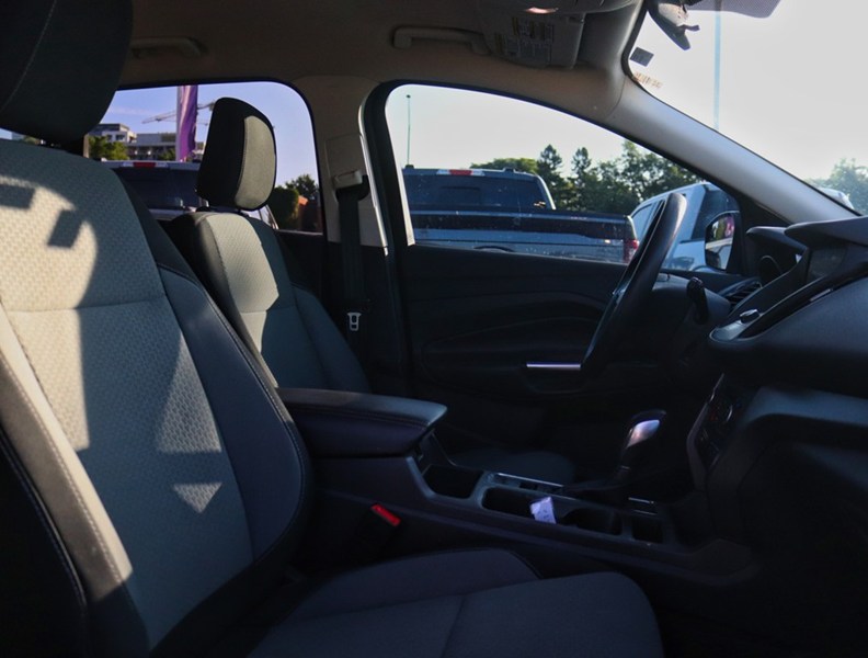 2019 Ford Escape SE | 1.5L | Htd Seats | Alloys | Rear Cam