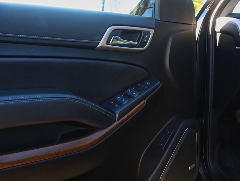 2020 Gmc Yukon Denali | 4WD | 6.2L | Roof | Nav | Pwr Brds | 22S