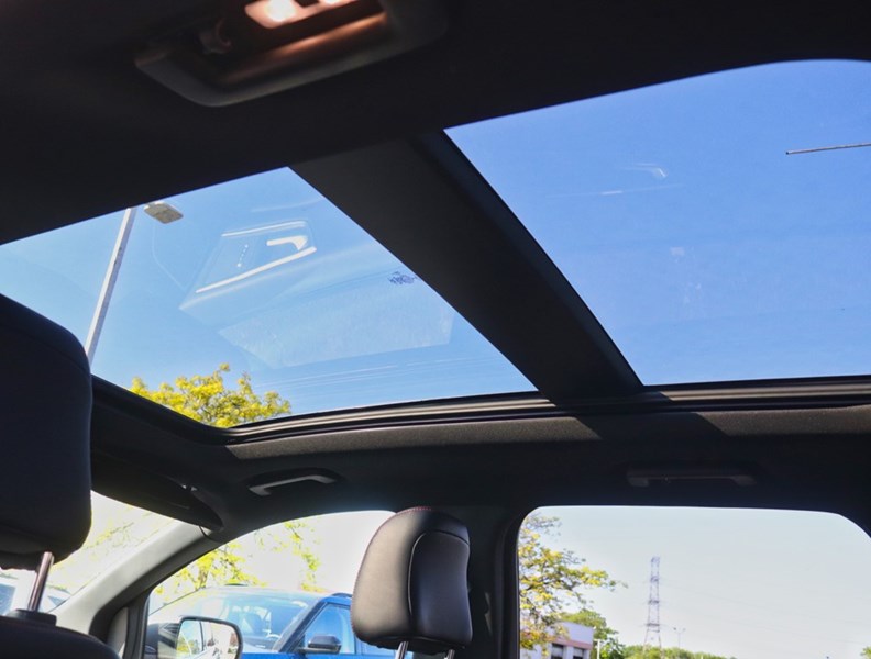 2022 Ford Edge ST Line | AWD | Nav | Roof | Tow | Htd Str Whl