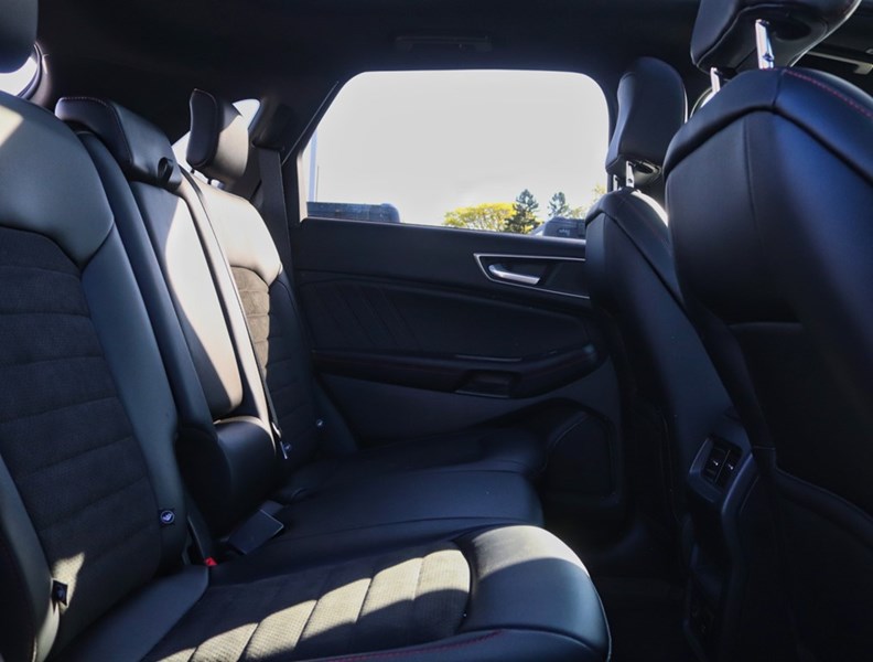 2022 Ford Edge ST Line | AWD | Nav | Roof | Tow | Htd Str Whl