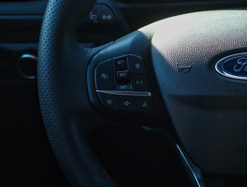 2023 Ford Escape St-Line | AWD | 1.5L | Tech Pkg | Nav |Htd Str Whl
