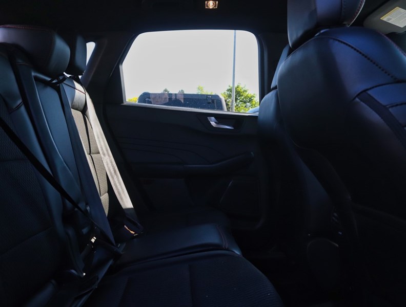 2023 Ford Escape St-Line | AWD | 1.5L | Tech Pkg | Nav |Htd Str Whl