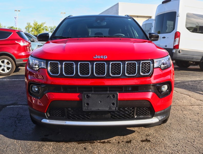 2023 Jeep Compass Limited | 4X4 | 2.0L | Roof | Prem Sound | Htd Str