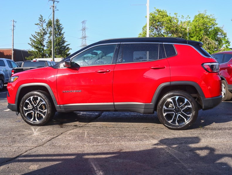 2023 Jeep Compass Limited | 4X4 | 2.0L | Roof | Prem Sound | Htd Str