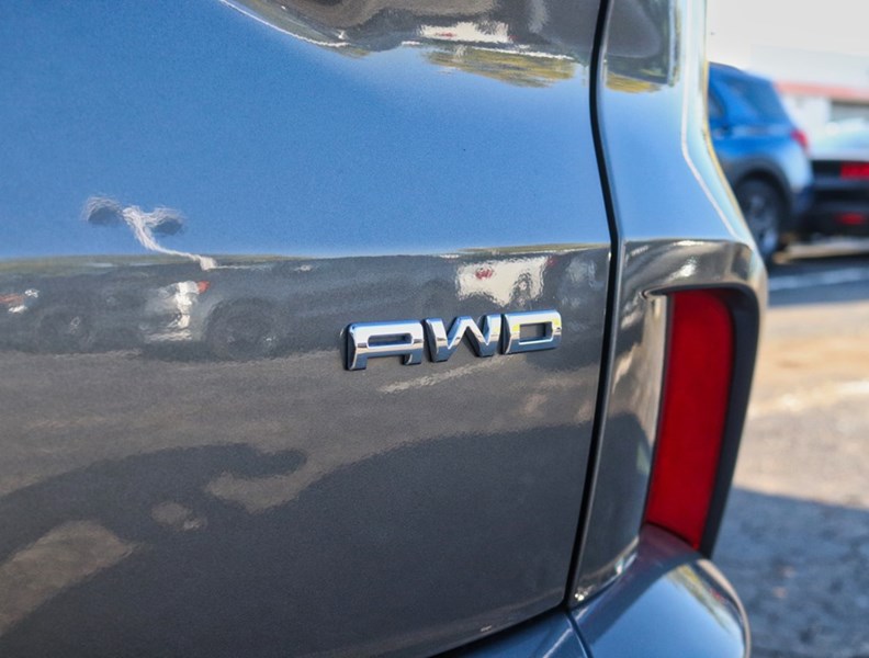 2024 Ford Escape St-Line Select | AWD |2.0L | Tech|Nav |Htd Str Whl