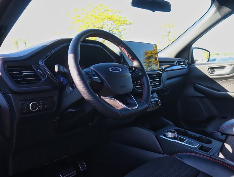 2024 Ford Escape St-Line Select | AWD |2.0L | Tech|Nav |Htd Str Whl