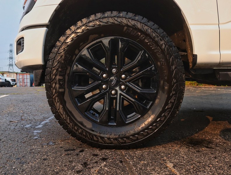 2025 Ford F-150 XLT | 4X4 | 5.0L | 302A | Lift Kit | Borla | 20S