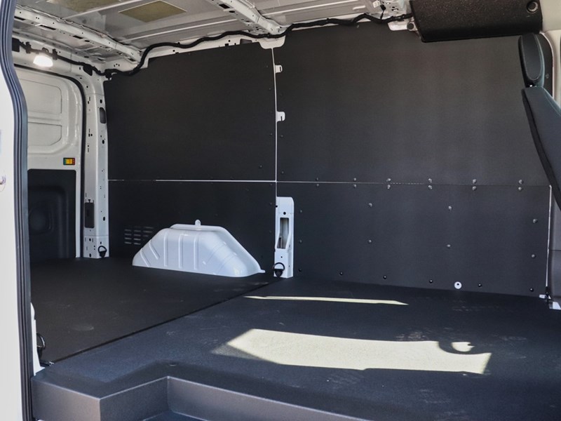 2025 FORD TRANSIT-250 CARGO T-250 130