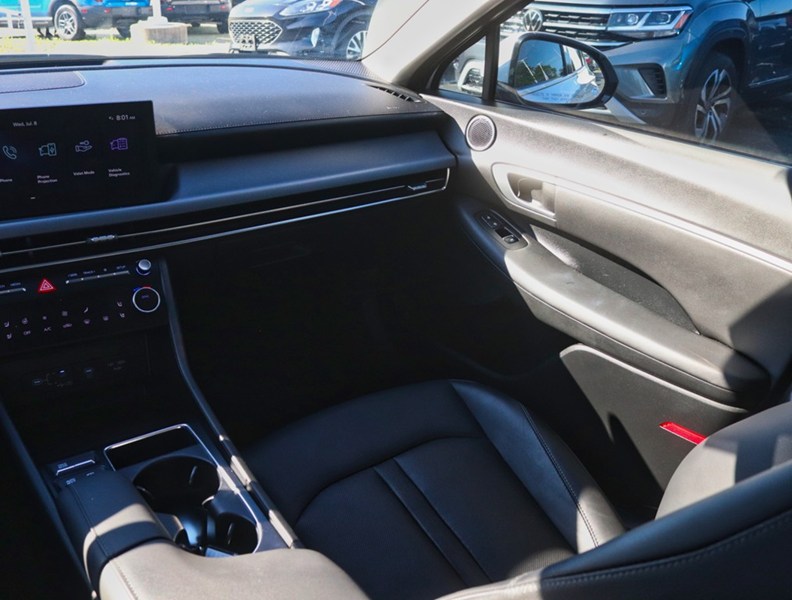 2025 Hyundai Sonata 2.5L Preferred-Trend | One Owner | Accident Free