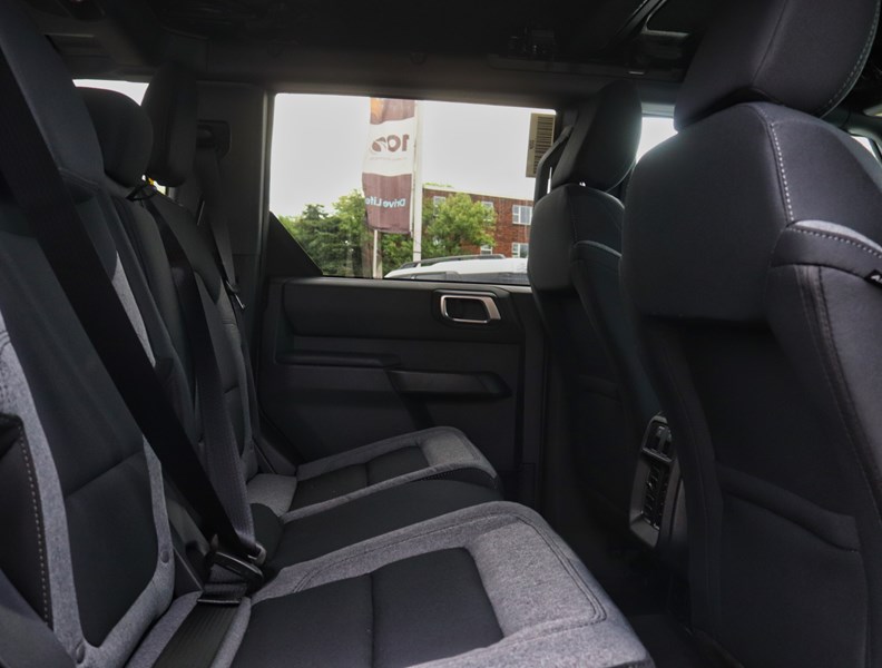 2026 Ford Bronco Big Bend | 4X4 | 2.3L | Hard Top | Sd Headlnr