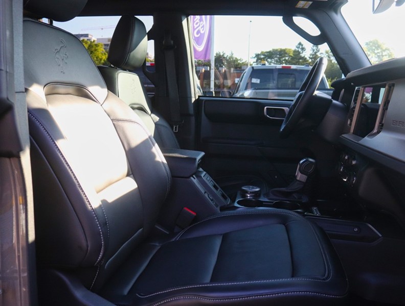 2026 Ford Bronco Outer Banks | 4X4 | 2.7L|High Pkg |Hard Top|Blk Pk