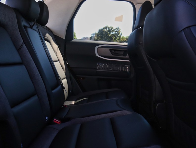 2026 Ford Bronco Sport Outer Banks | 4X4 | 1.5L | Conv Pkg | Blk Pkg