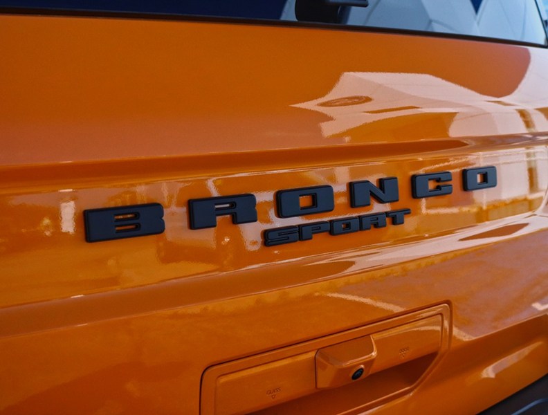 2026 Ford Bronco Sport Outer Banks | 4X4 | 1.5L | Conv Pkg | Blk Pkg