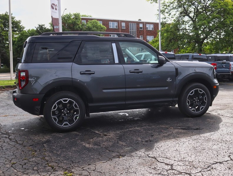 2026 Ford Bronco Sport Outer Banks | 4X4 | 1.5L | Roof | Tech Pkg