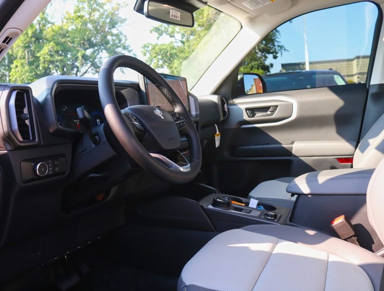 2026 Ford Bronco Sport Badlands | 4X4 | 2.0L | Tech | Roof | Crgo Mgmnt