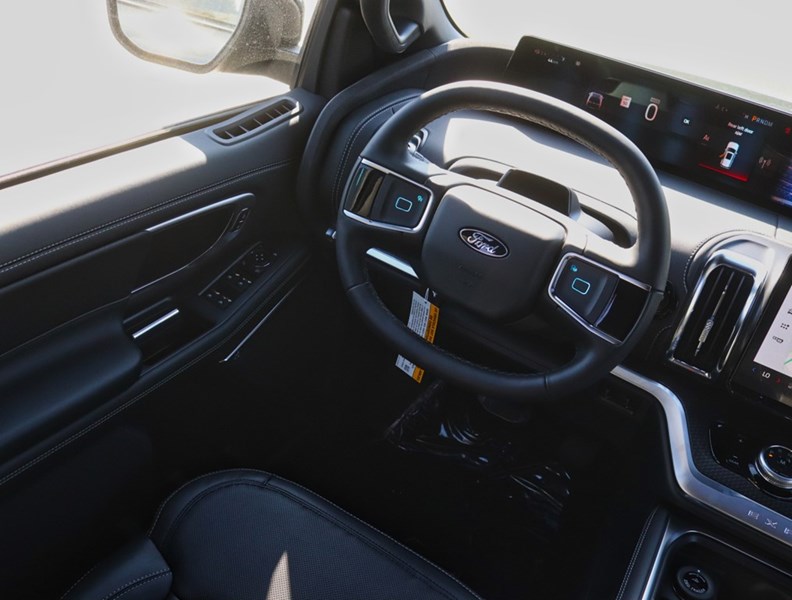 2026 Ford Expedition Max Platinum Max | 4X4 | Stealth Pkg | Conn Pkg