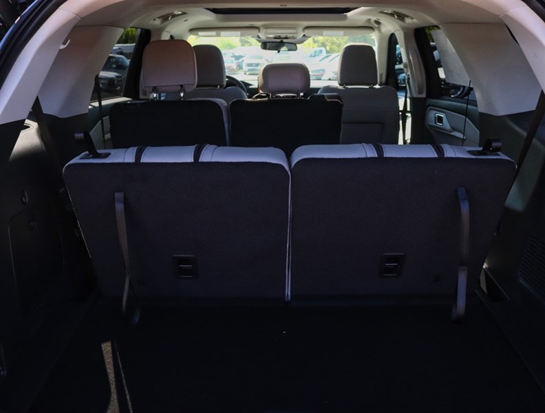 2026 Ford Explorer Active | 4WD | Comf Pkg | Roof | Crbn 20S