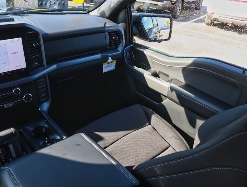 2026 Ford F-150 XLT | 4X4 | 2.7L | 302A | Blk Pk Pls | Bed Utl