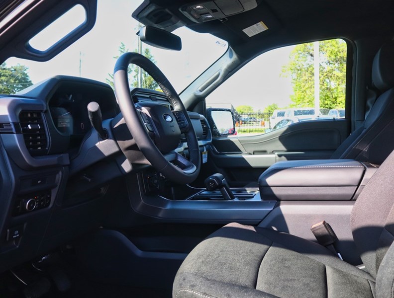 2026 Ford F-150 XLT | 4X4 | 2.7L | 302A | Blk Pk Pls | Bed Utl