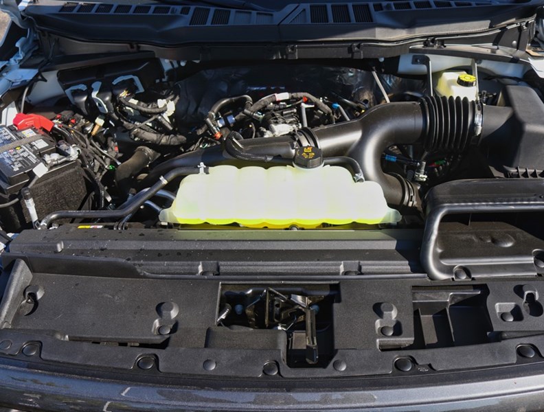 2026 Ford F-150 Stx | 4X4 | 2.7L | 200B