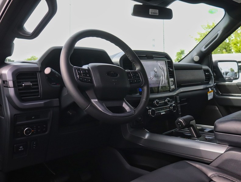 2026 Ford F-150 XLT | 4X4 | 5.0L | 303A | 157 | Blk Pk Pls | Roof