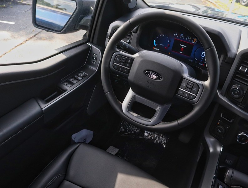 2026 Ford F-150 XLT | 4X4 | 5.0L | 303A | Blk Pk Pls | Roof | Bed