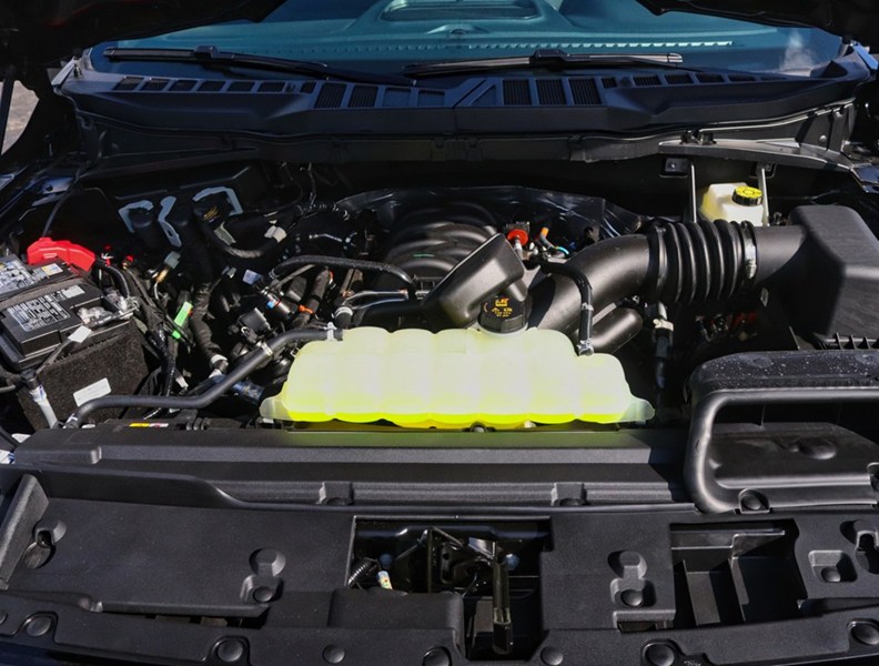2026 Ford F-150 XLT | 4X4 | 5.0L | 303A |157 | Blk Pk Pls | Fx4