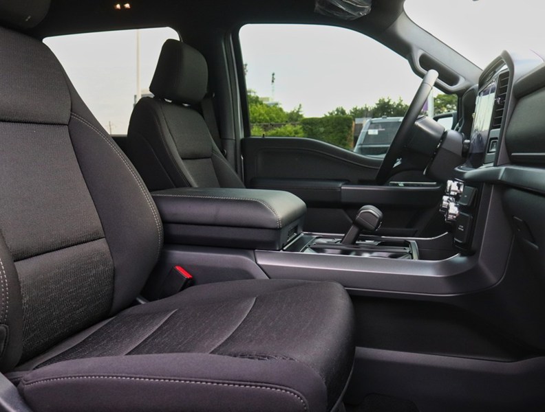 2026 Ford F-150 XLT | 4X4 | 3.5L | 302A | 157 | Blk Pk | Bed Utl