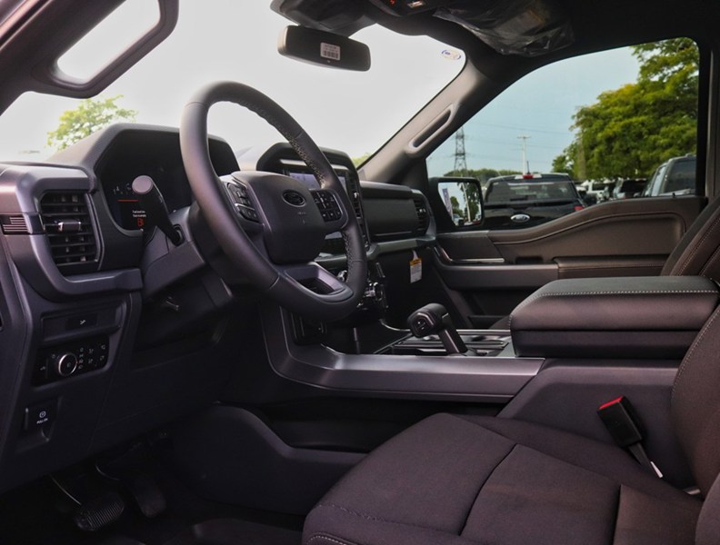 2026 Ford F-150 XLT | 4X4 | 3.5L | 302A | 157 | Blk Pk | Bed Utl